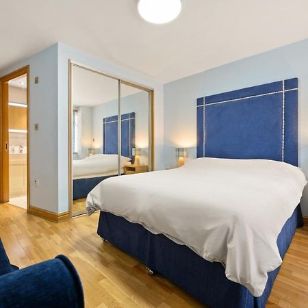 Lovely 2 Double Bedroom Flat With Patio แมนเชสเตอร์ ภายนอก รูปภาพ