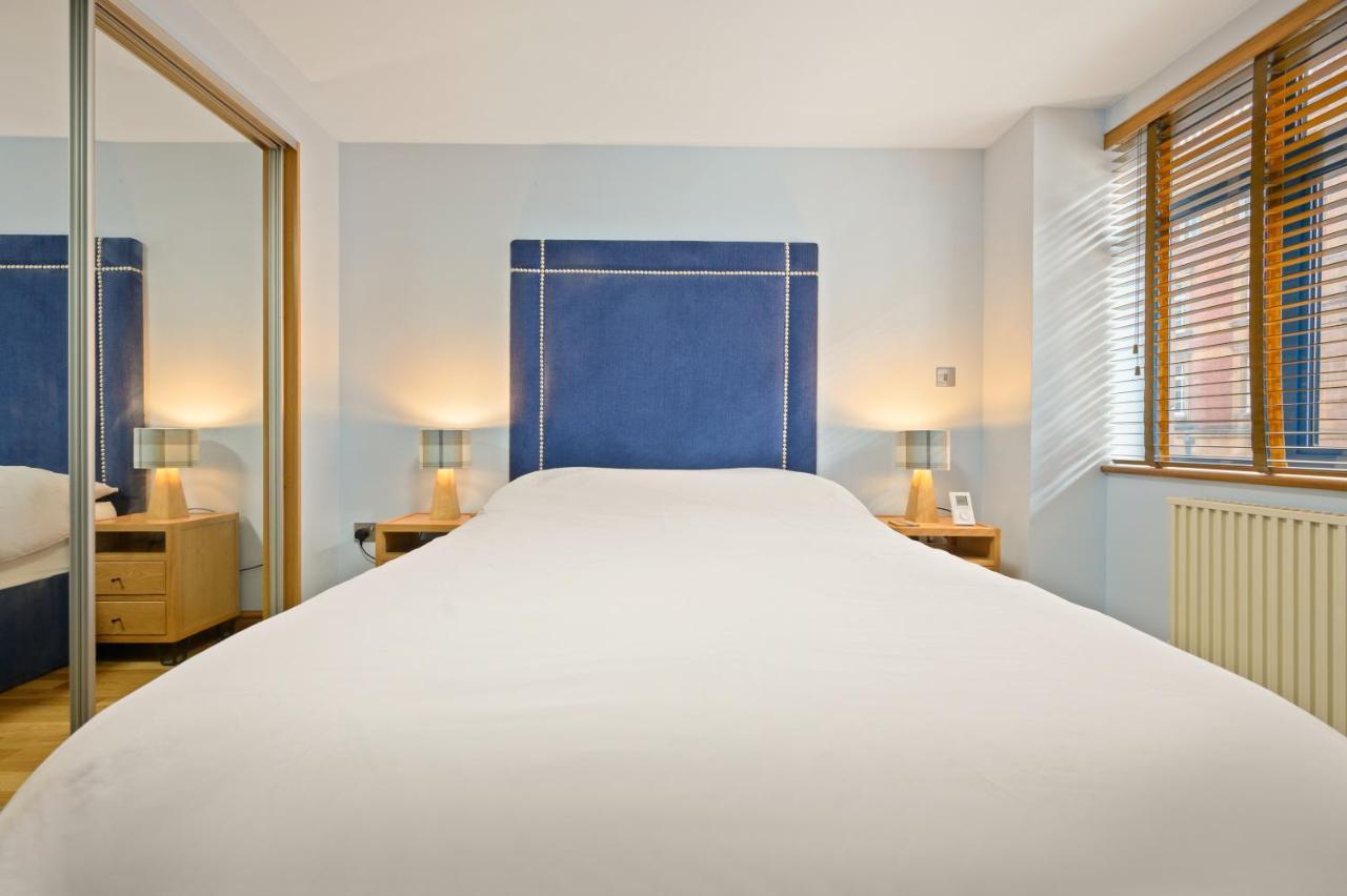 Lovely 2 Double Bedroom Flat With Patio แมนเชสเตอร์ ภายนอก รูปภาพ
